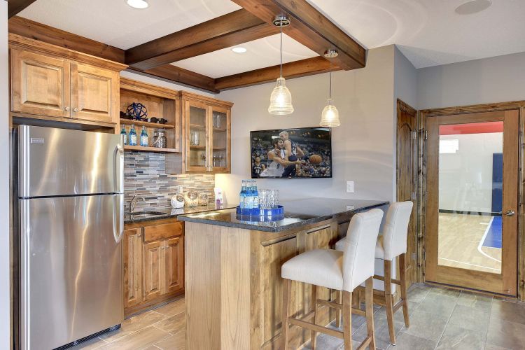 Bar Area 5425 Archer Lane Creek Hill