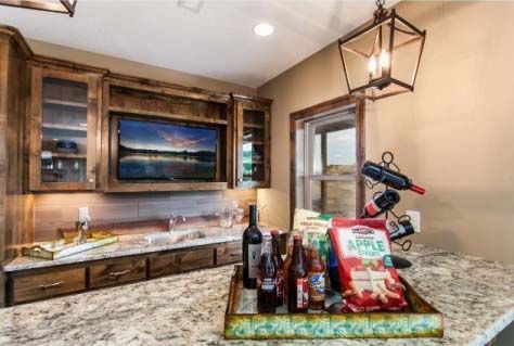 Creek Hill Custom Homes 5680 Comstock Plymouth