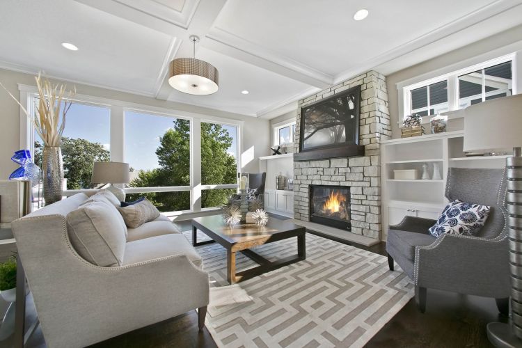 6429 Minnewashta Landings Home for Sale Creek Hill