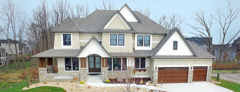 5520 Comstock Embry 2c