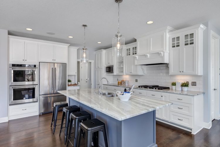 Woods Rush Creek Hill Homes Sale Maple Grove 7521 Walnut