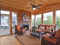 17281 62nd Ave Porch