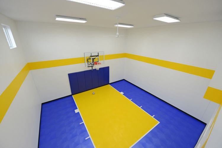 17364 62nd Avenue North Sport Center Indoor Court