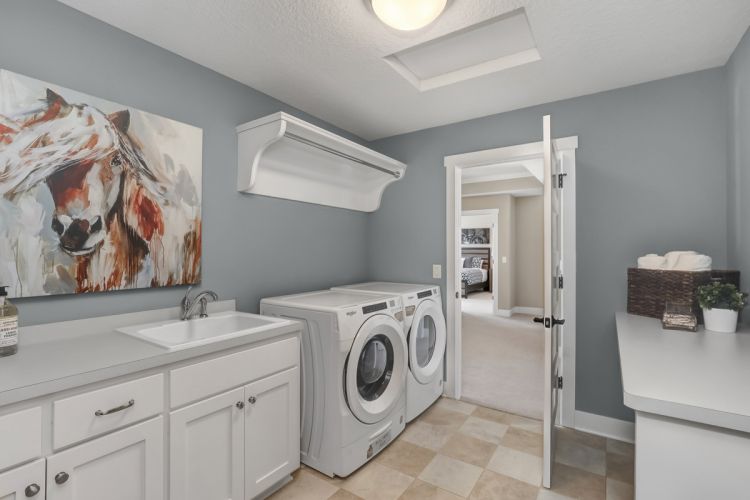 3621 Landings Drive Excelsior MN Laundry