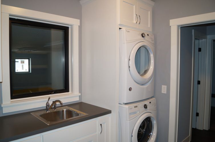 16400 57th Laundry