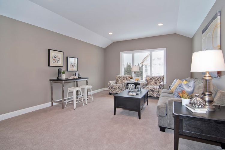 3631 Landings Dr Bonus Room