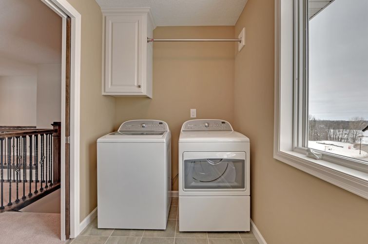 5900 Dunkirk Laundry1